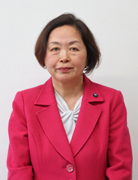 金繁典子議員の写真